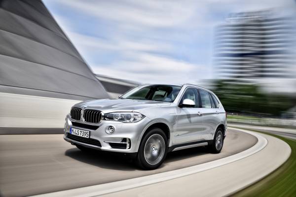 (X5 xDrive40e. Credit: BMW)