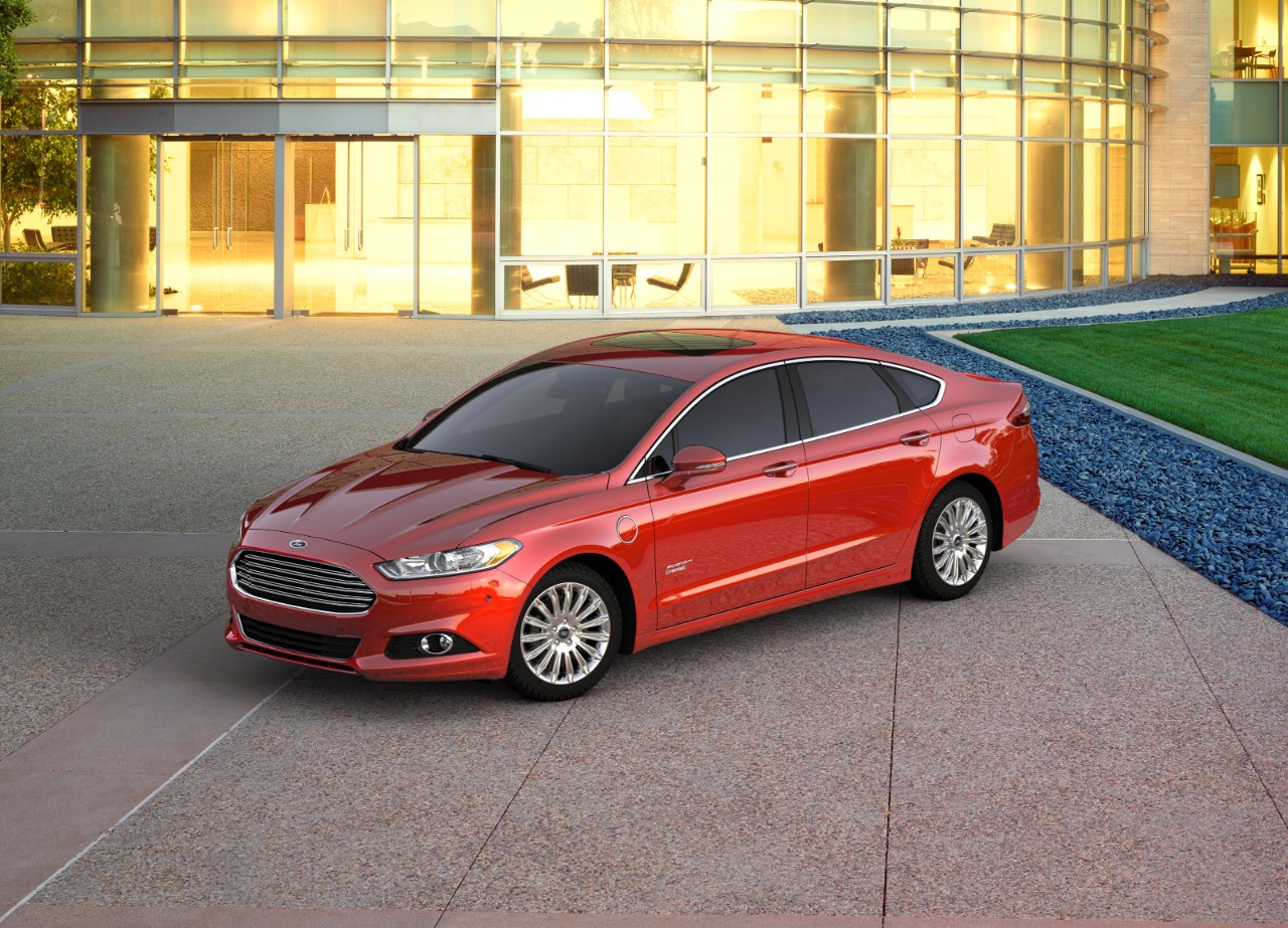 (2016 Ford Fusion Energi. Credit: Ford)