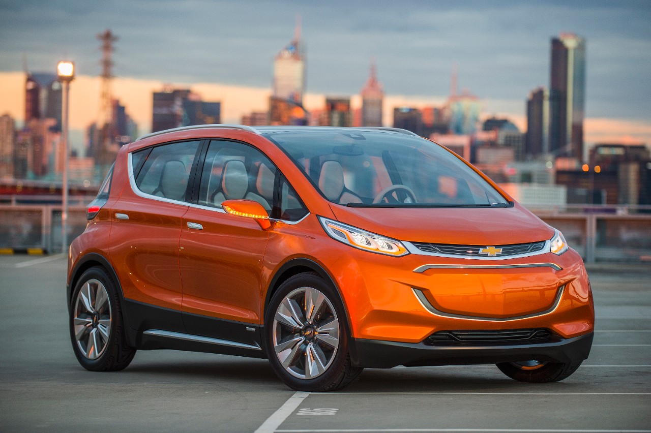 (200-mile all-electric Chevy Bolt. © General Motors.)